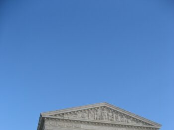 Finance a bankruptcy case